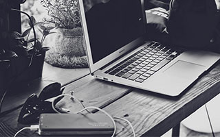 两球定生死！曼城2-1险胜纽卡，这场险胜藏着多少心跳瞬间